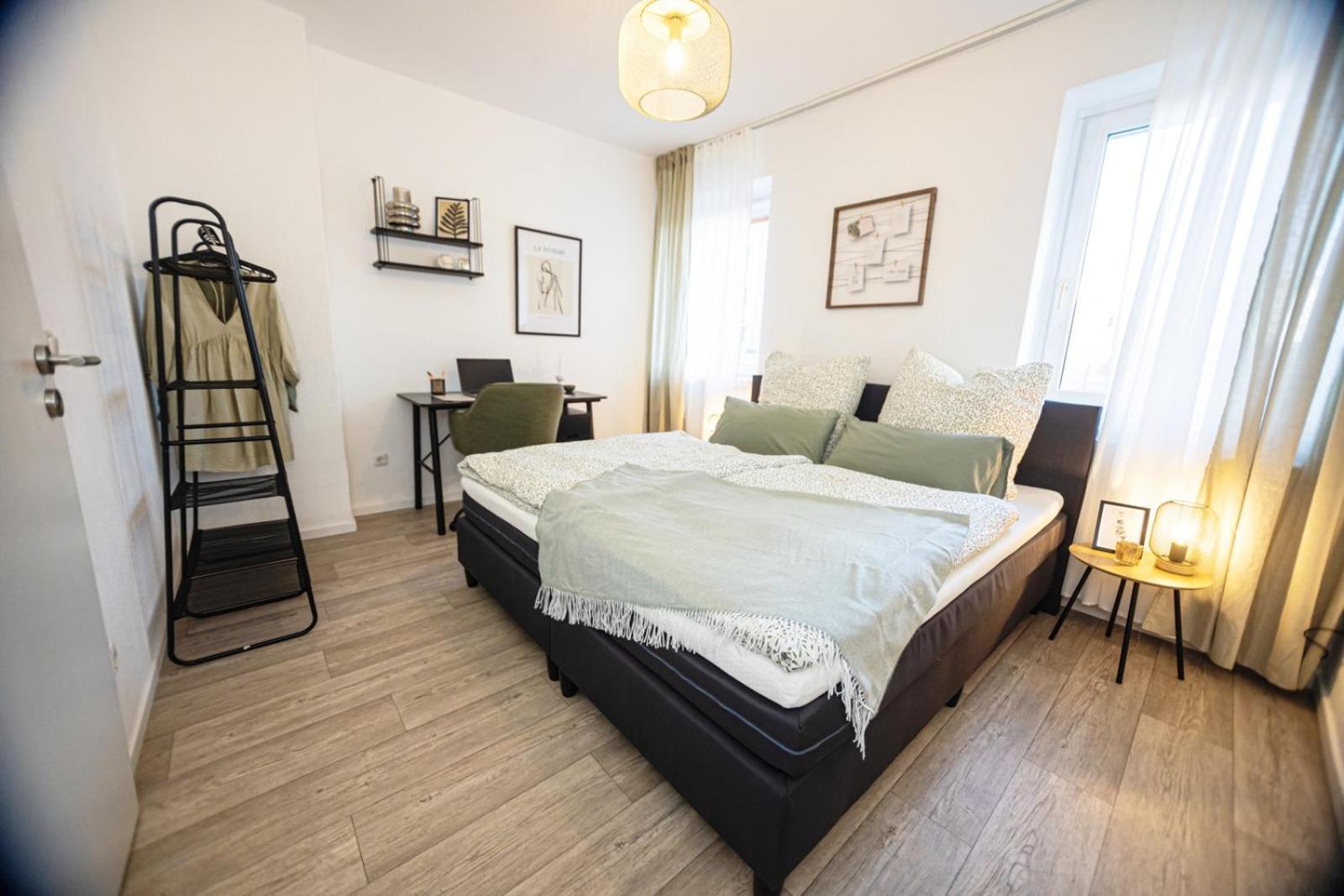 Blossfeld-Apartments Geraeumige Stadtoase Mitten Im Zentrum Mit 3 Schlafzimmern, Gratis Parkplatz, W-Lan, Netflix Jena Eksteriør billede